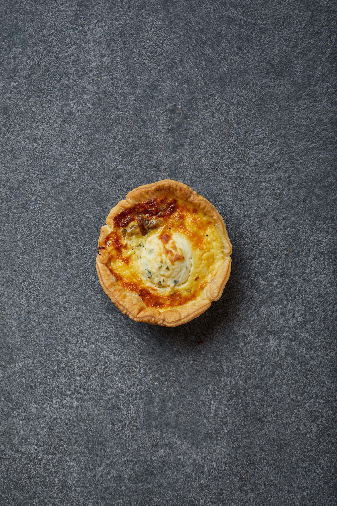 Quiche_Camaralised-Onion-Cheese_1