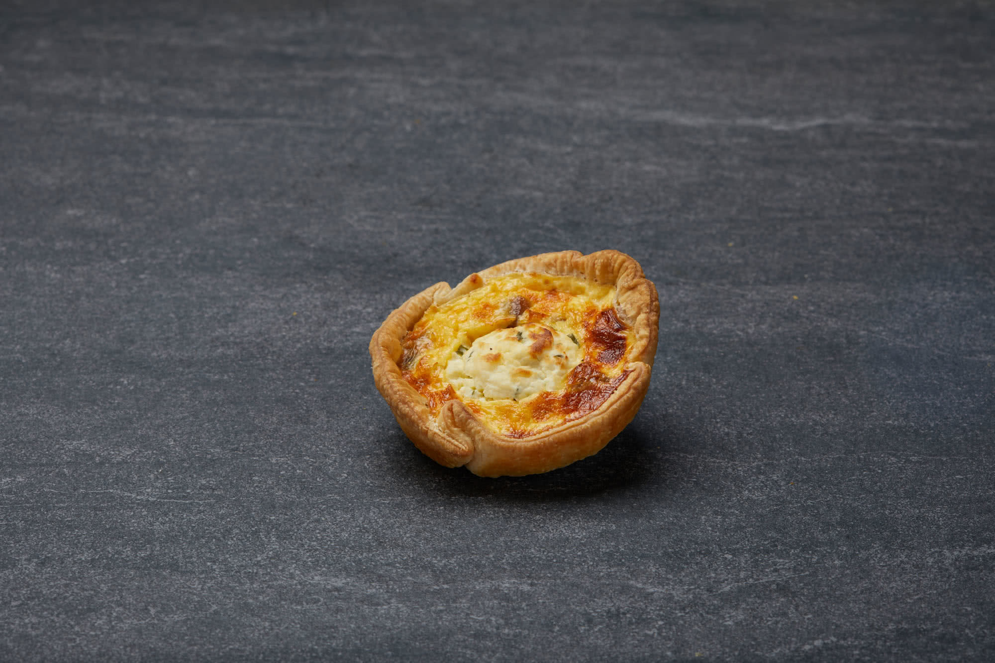 Quiche_Camaralised Onion Cheese_3